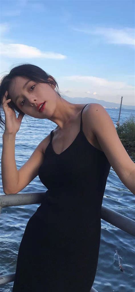 《V世代》第二季定档9.17！新海报暗藏血战，玛丽身世之谜引爆超英内战	