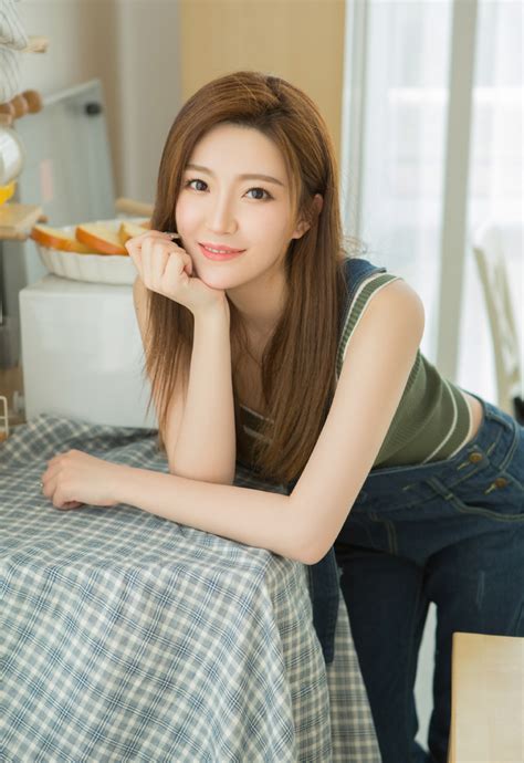 电影《我们永远是我们》今日上映 首映现场米咪陈昕葳“战损”闺蜜彼此守护	